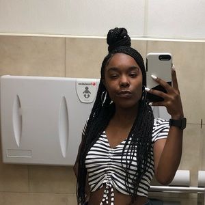 Meet your Posher, Isis